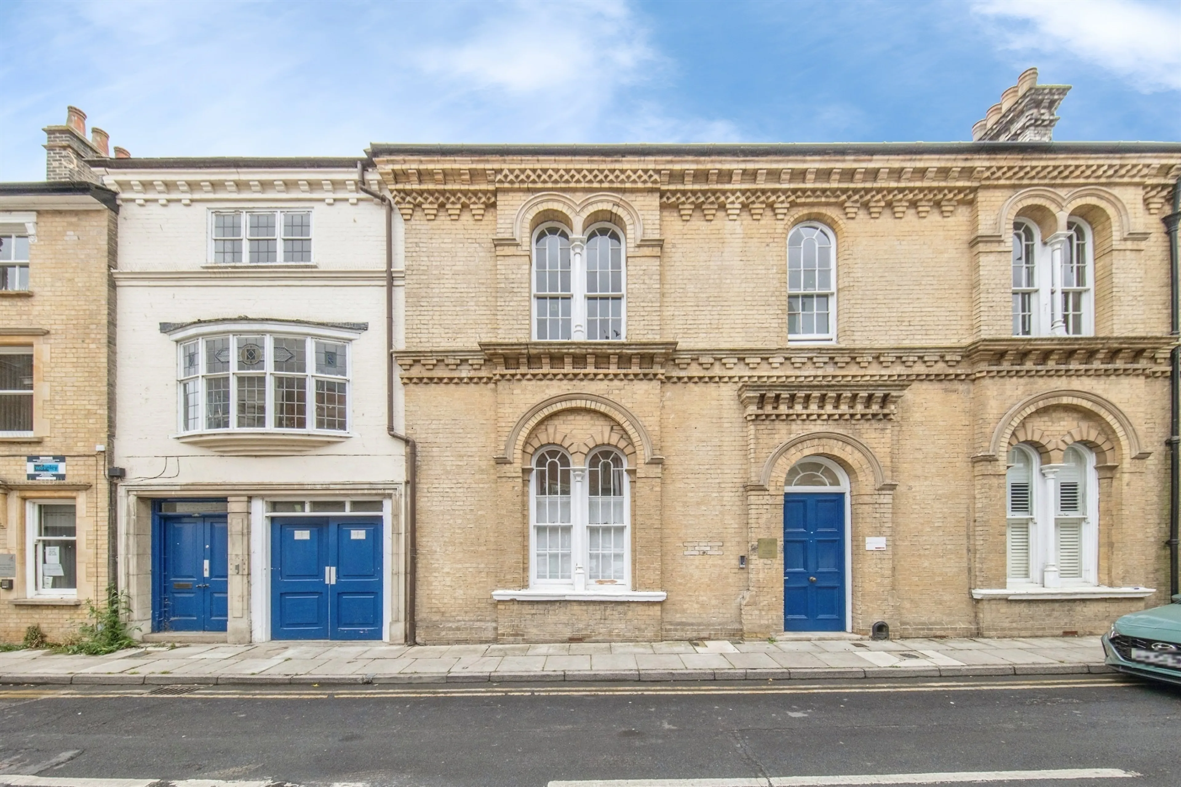 Property photo 0