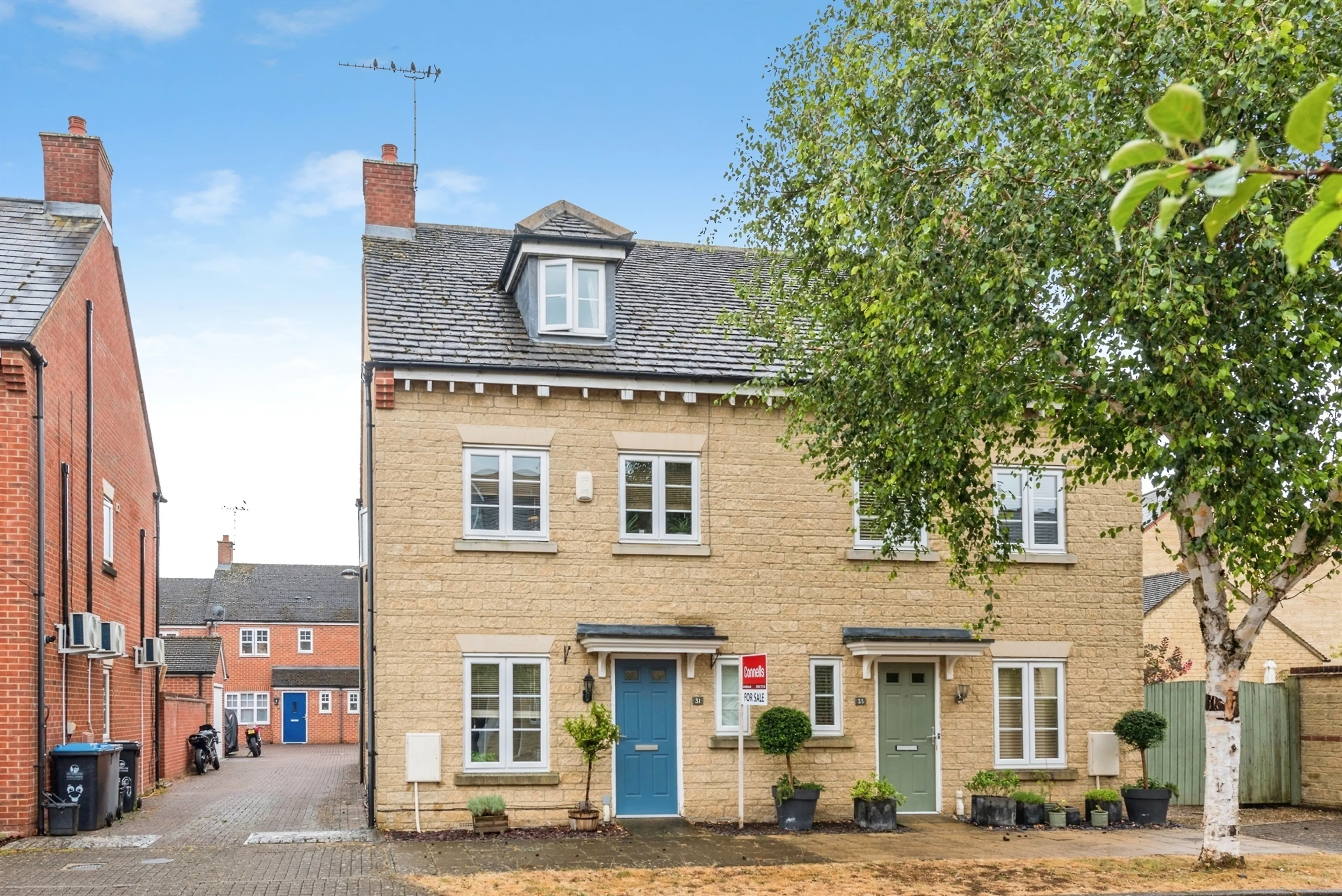 Property at Ashdale Avenue, Witney