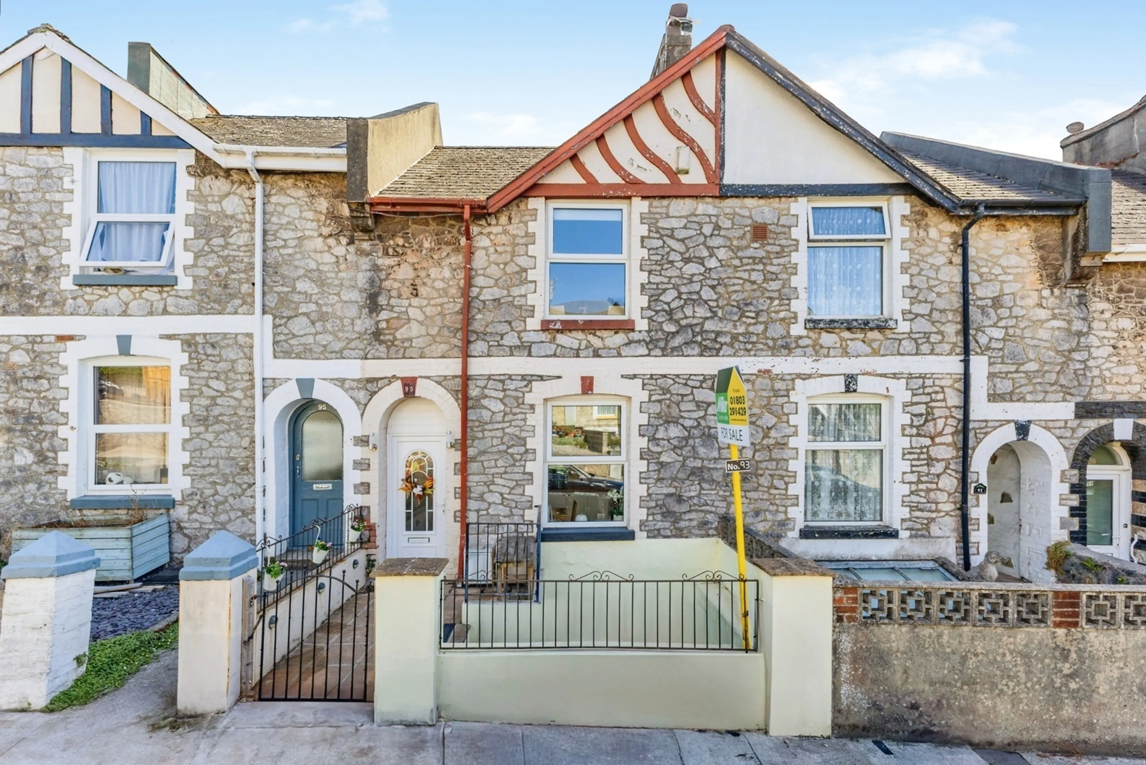 Property photo 0