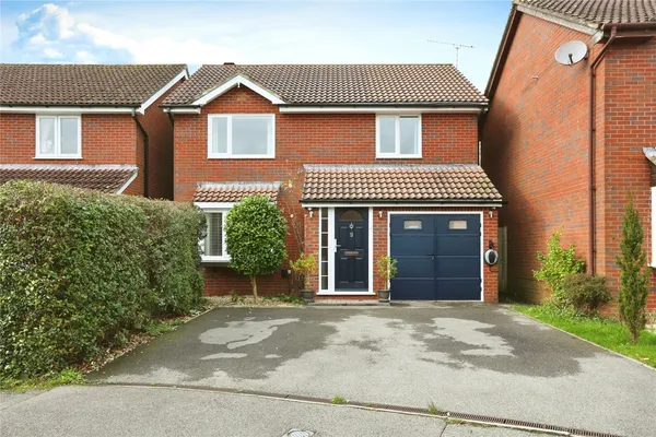 Thetford Gardens, Chandler's Ford, Ea...