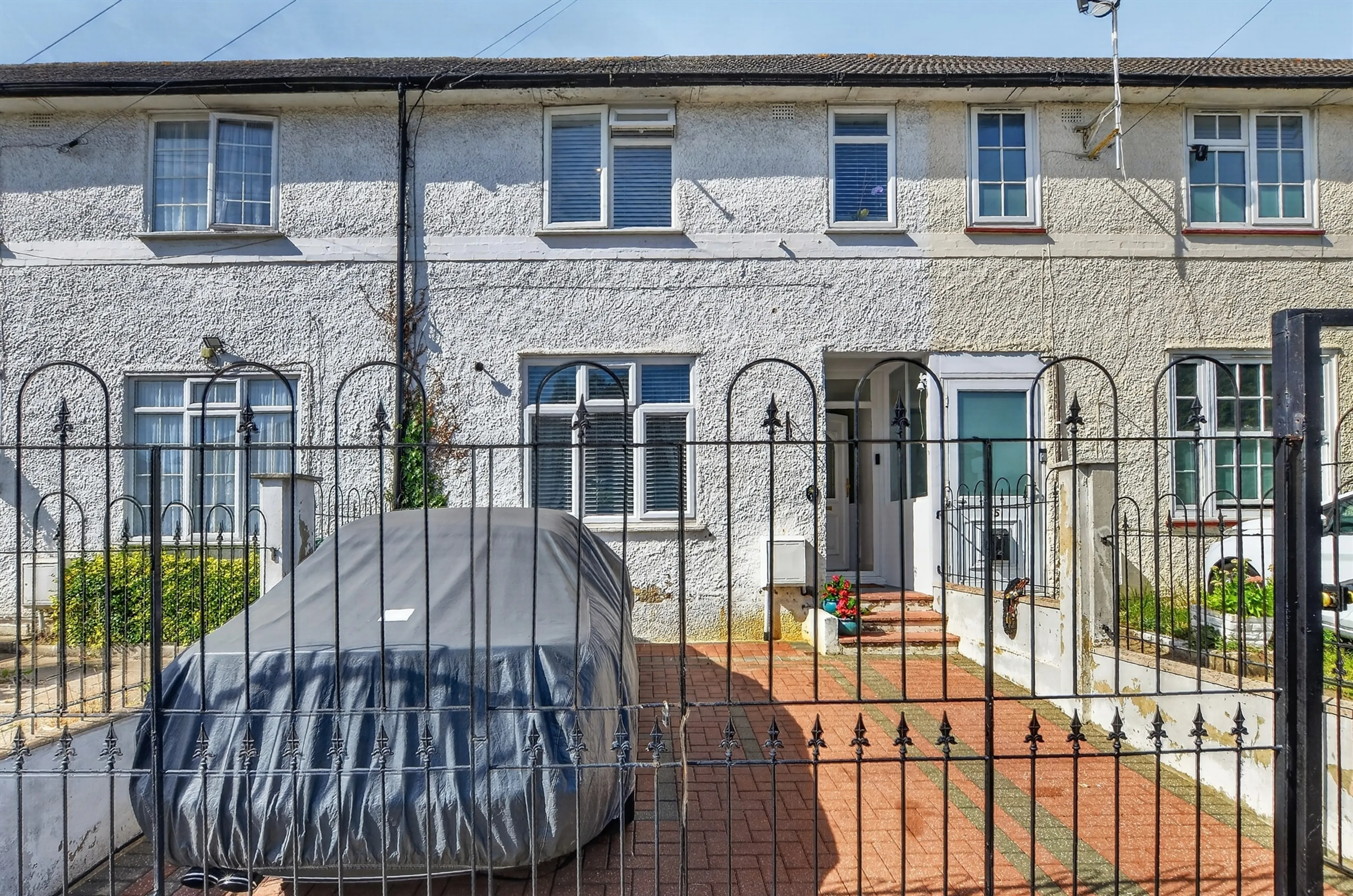 Property at Millfield Road, Edgware