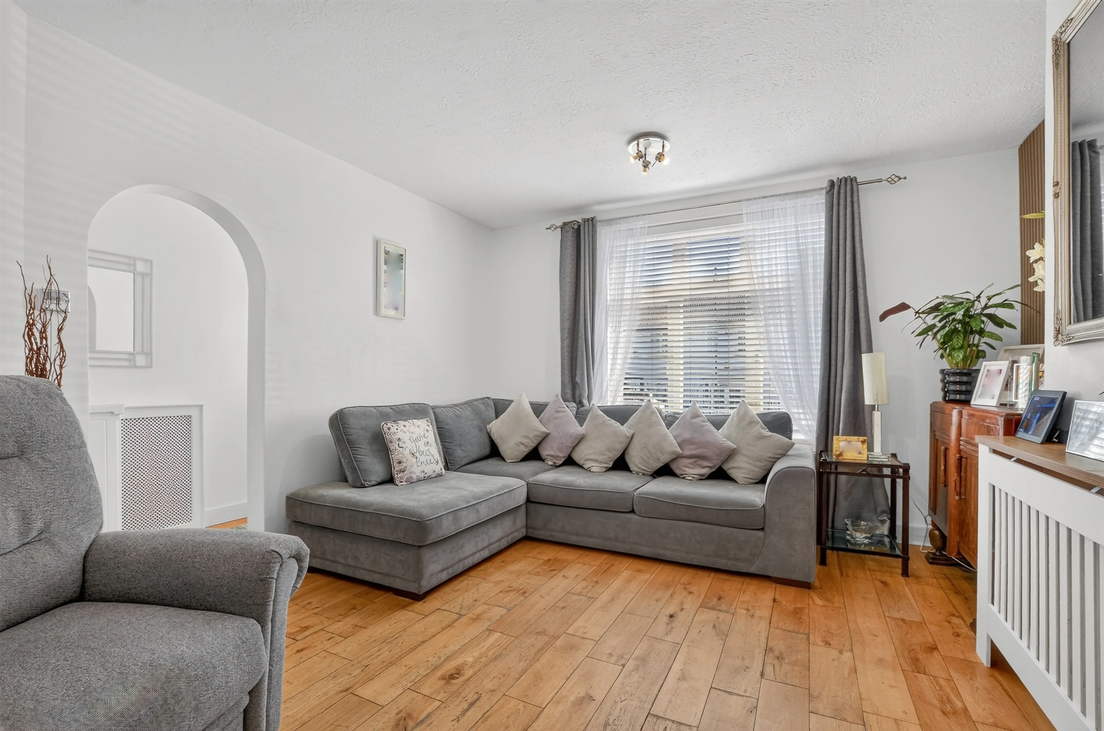 Property at Millfield Road, Edgware