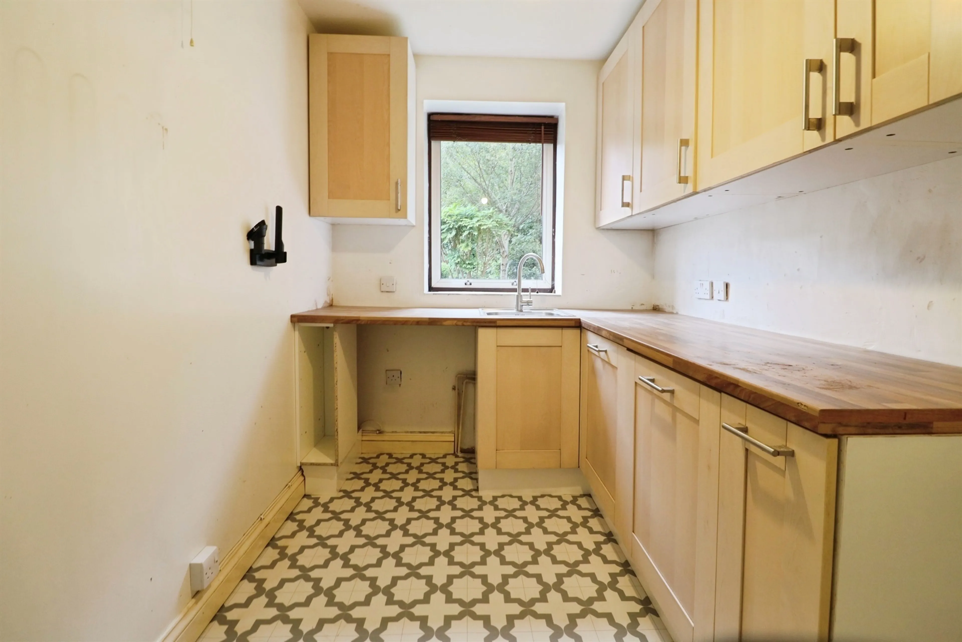 Property at Plas St. Pol De Leon, Penarth