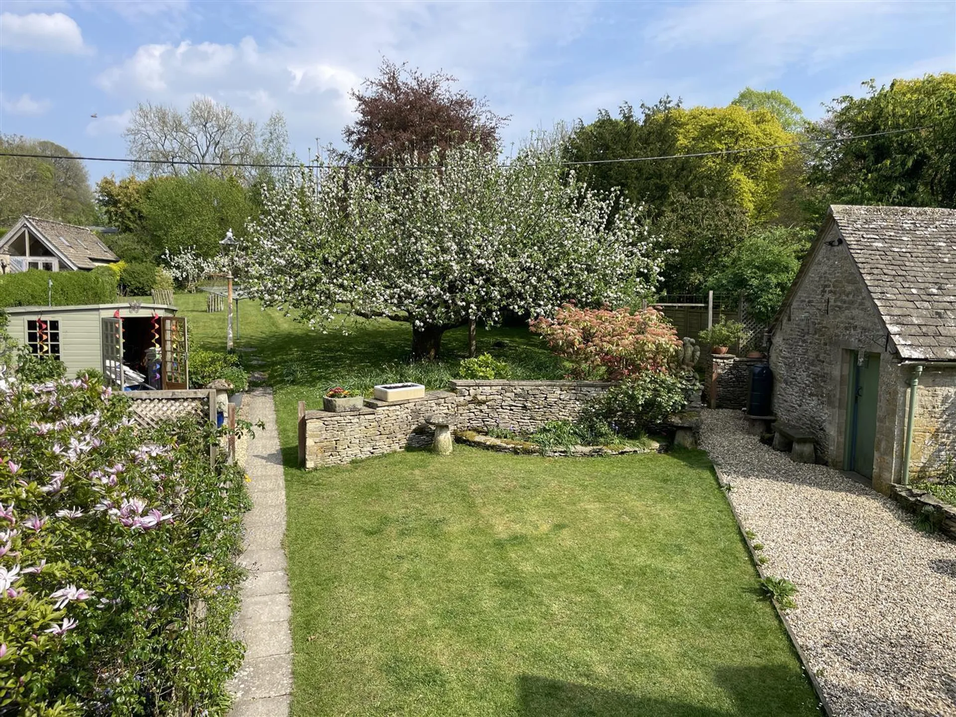 Property photo top 1