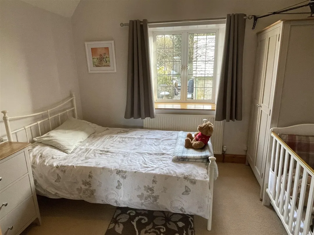 https://mr0.homeflow-assets.co.uk/files/photo/image/48235/4726/_x_/FCYlTWmimESfuLvxwbh94A.jpg