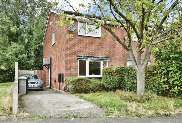Drake Road, Broadheath, Altrincham, WA14