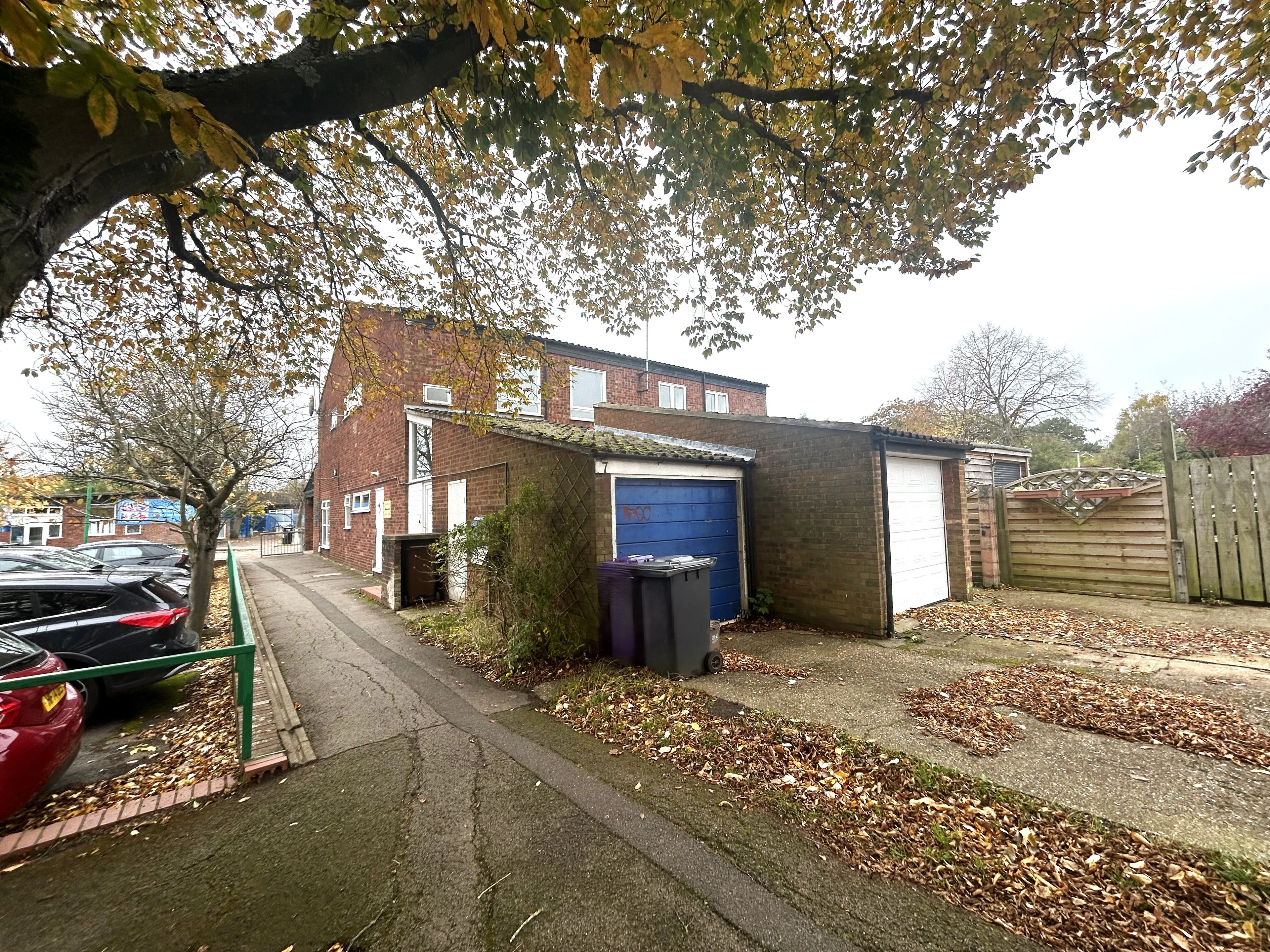 Property photo 0