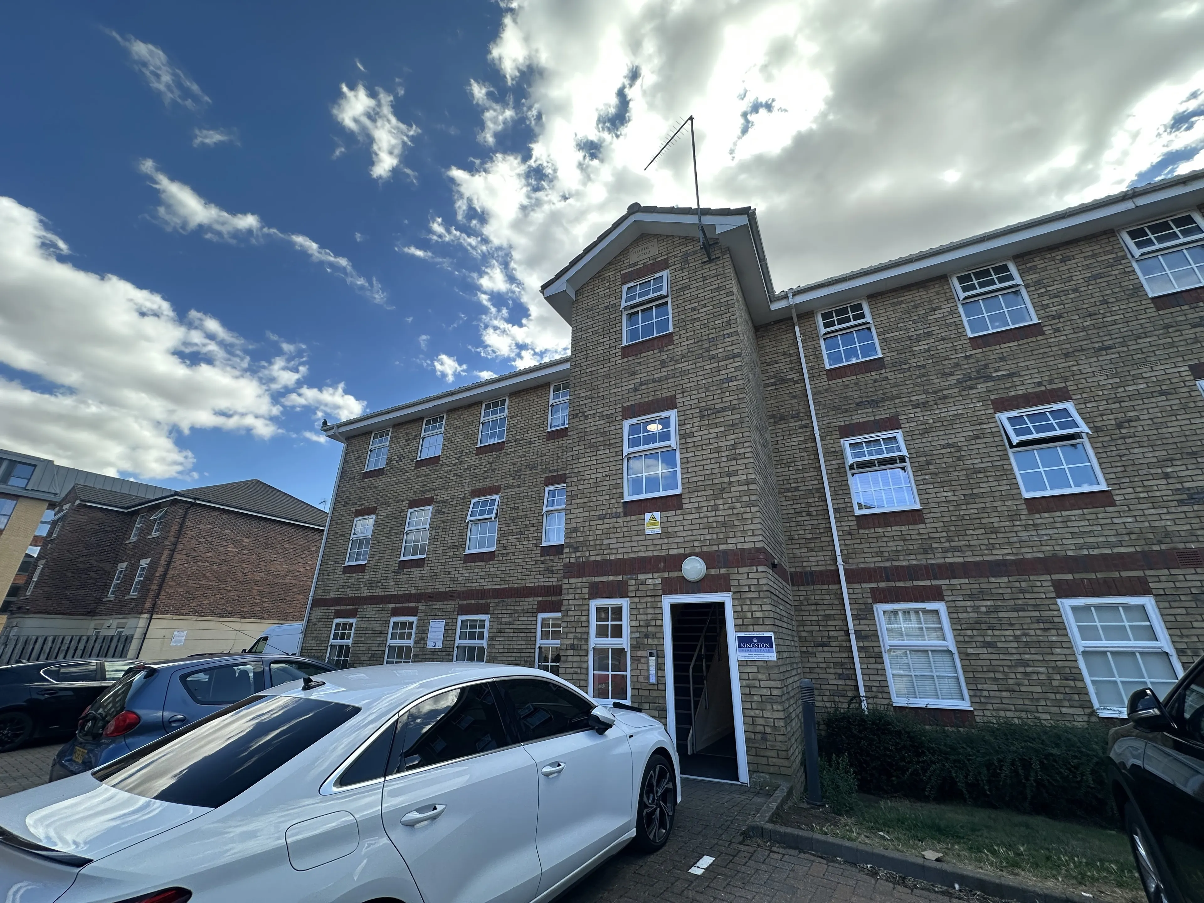 Property photo 0