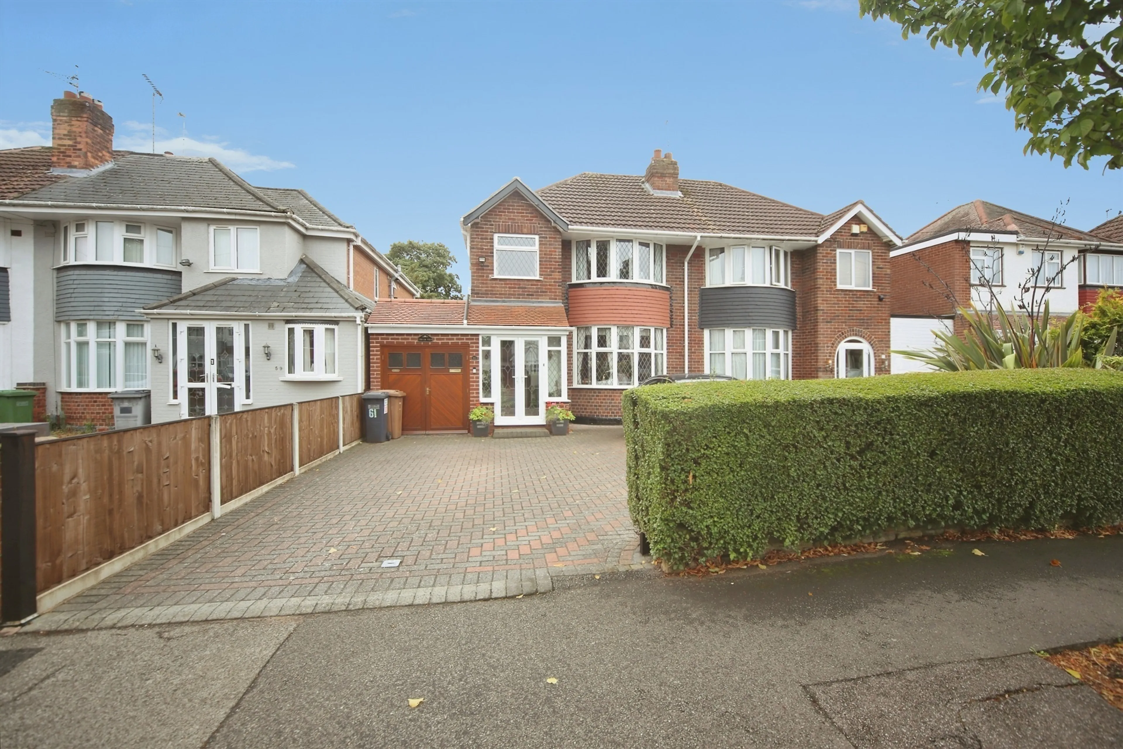 Property photo 0