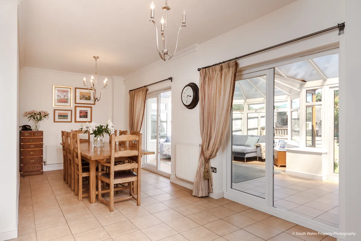 SANDERLING WAY, PORTHCAWL, CF36 3TD