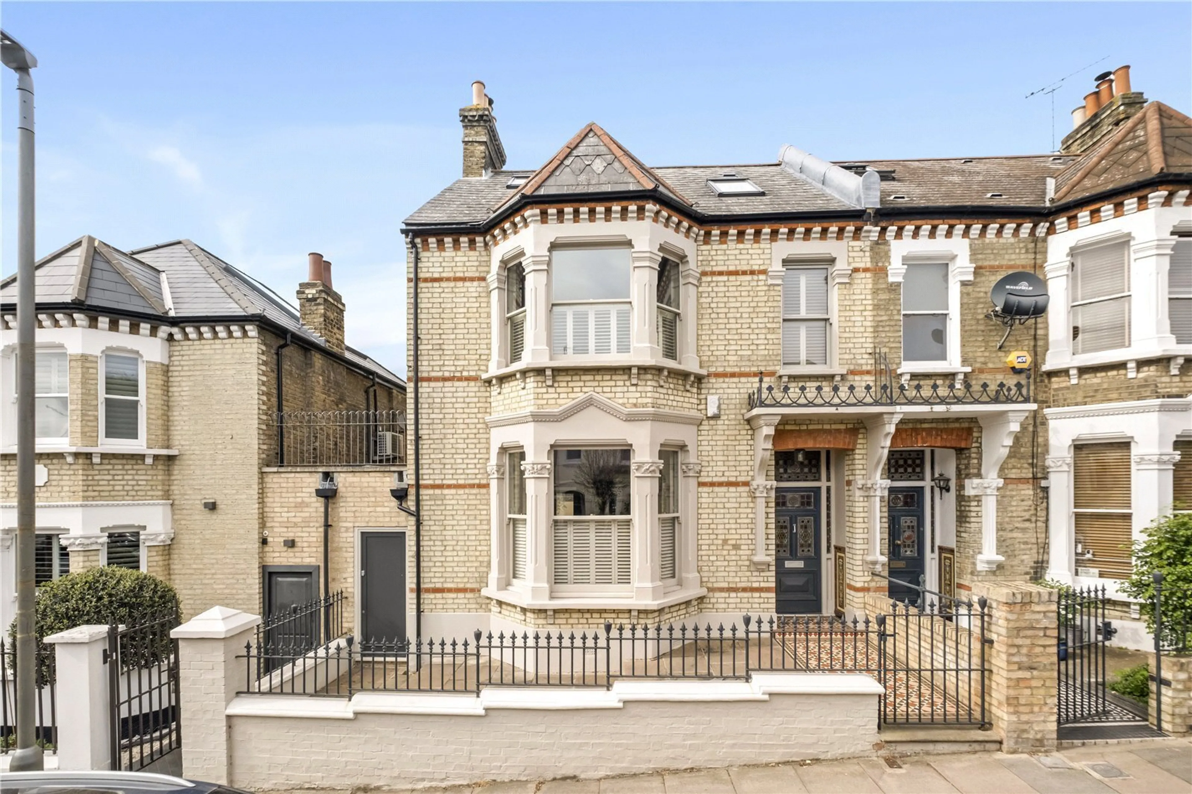 Property at Wakehurst Road, London, SW11