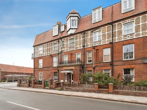 Prince Of Wales Road, CROMERphoto