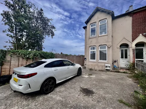 Bond Road, SOUTHAMPTONphoto