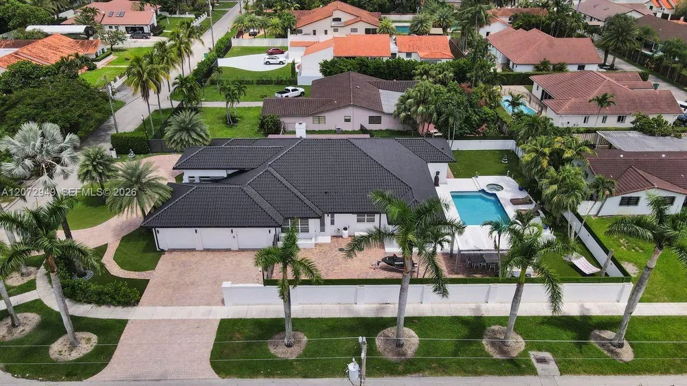 11390 SW 30th St, Miami, FL 33165