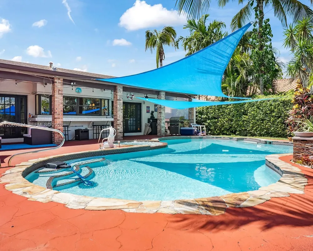 11723 SW 95th Terrace, Miami, FL 33186