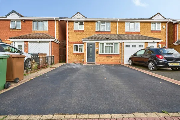 Basalt Close, Walsall, West Midlands,...