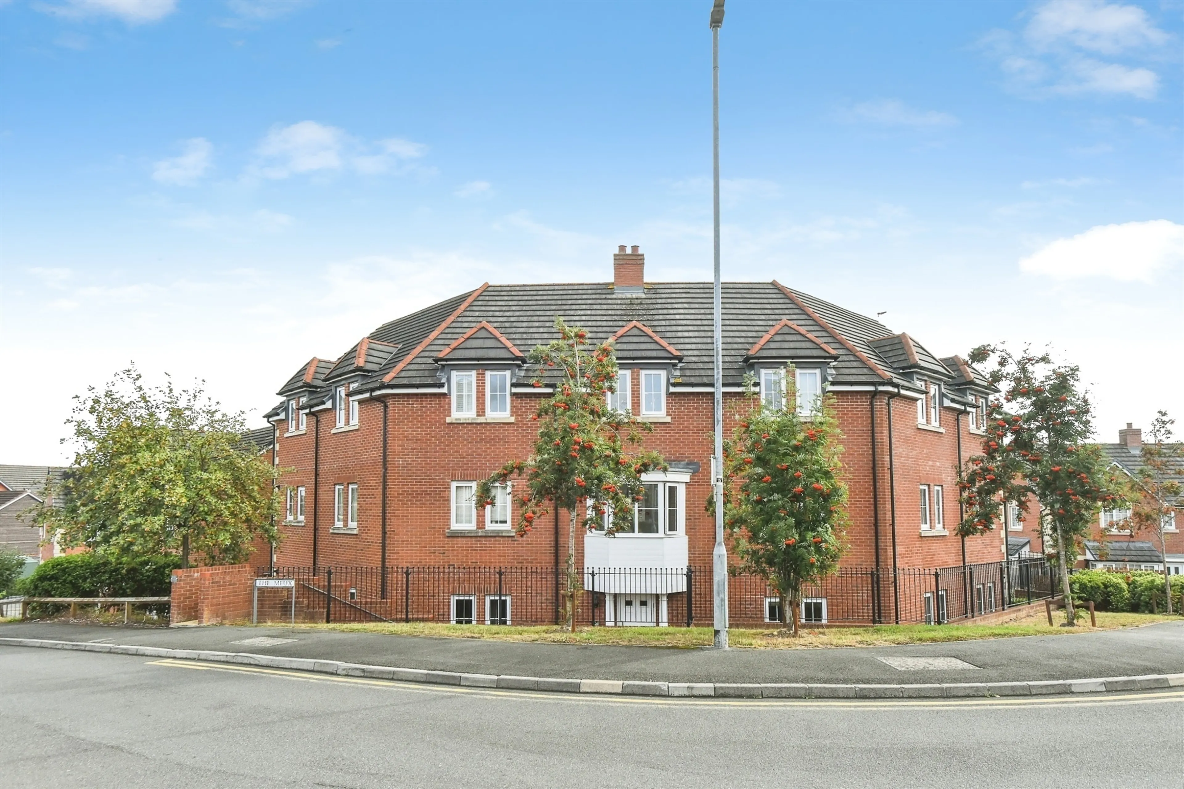 Property photo 0