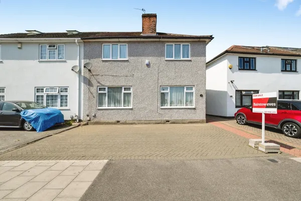 Cranbrook Road, Ilford, IG2