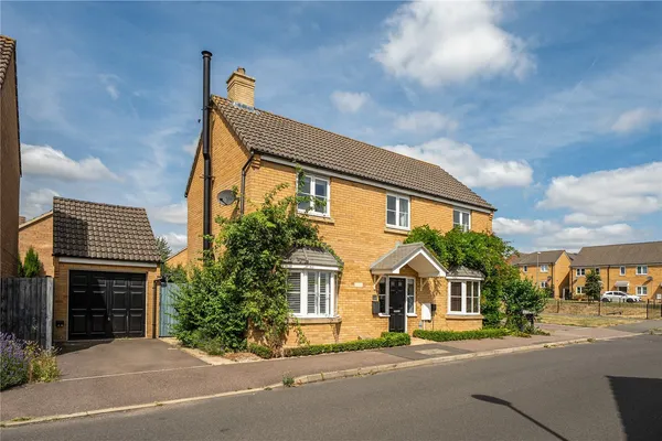 Hillfield Road, Oundle, PE8 photo 13