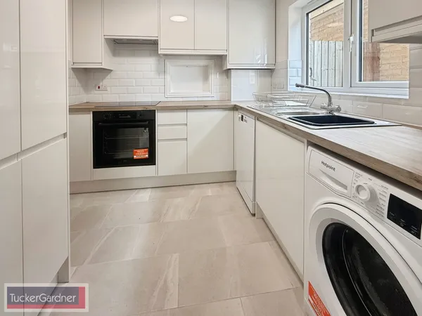James Nurse Close, CB1 9LJ