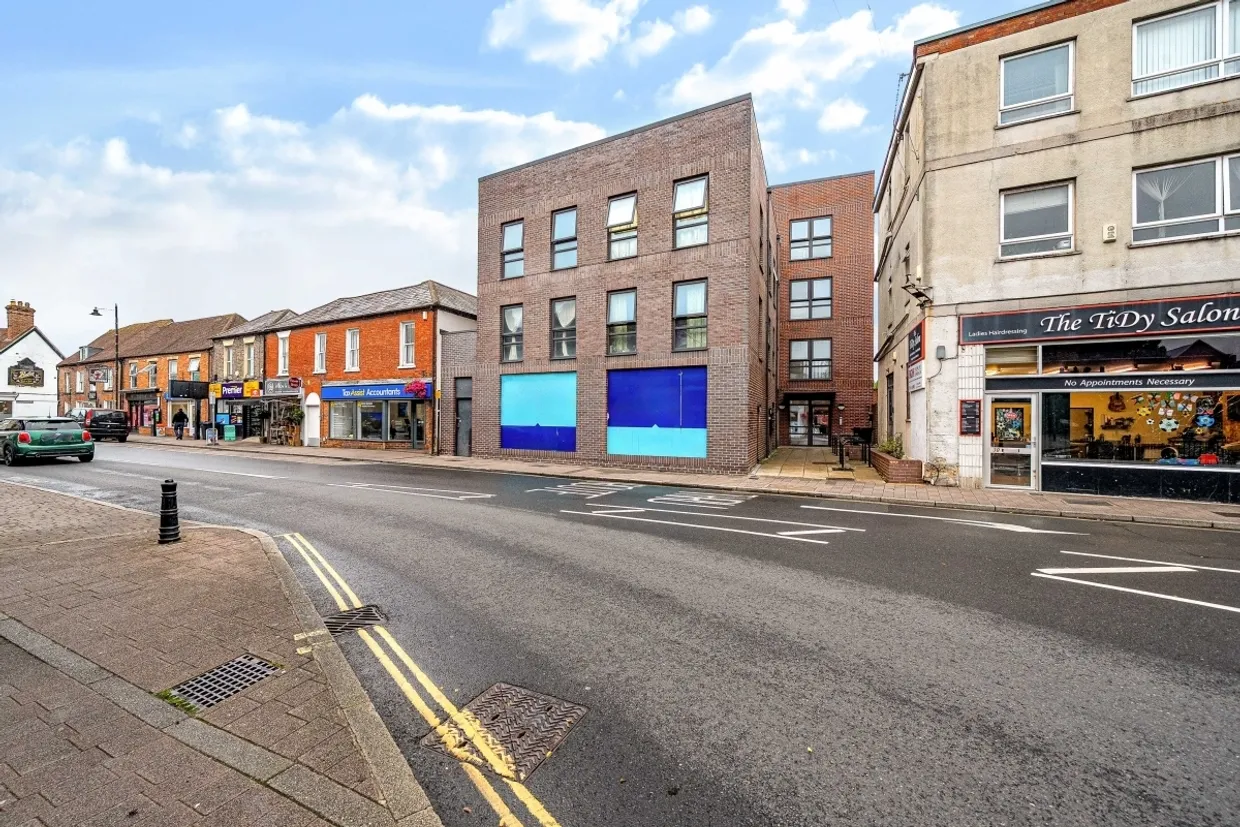 Bartholomew Street Newbury RG14 photo 1