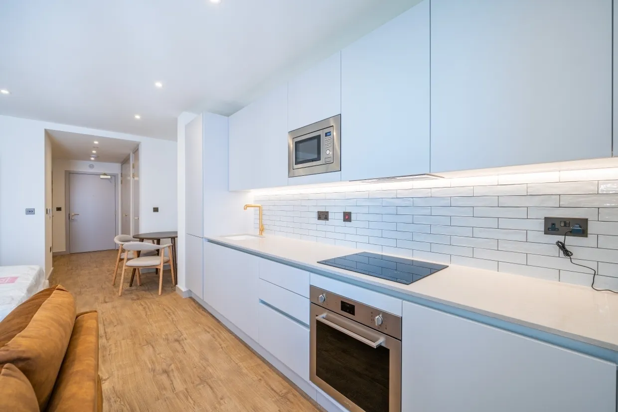The Eades, 11 Selborne Road London E17 photo 3