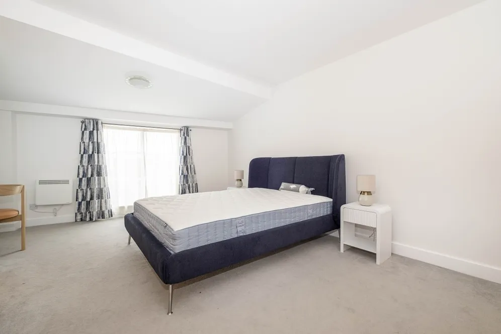 Avante Court Kingston Upon Thames KT1 photo 4