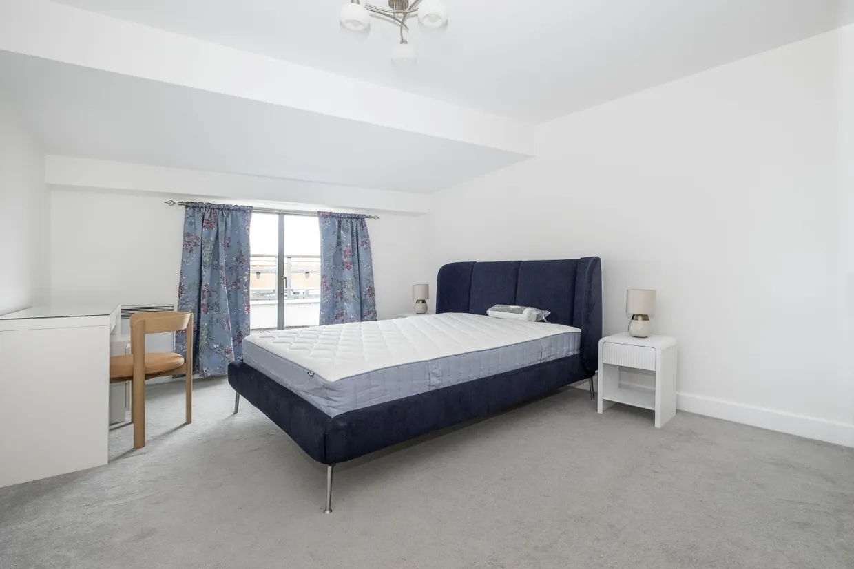 Avante Court Kingston Upon Thames KT1 photo 6