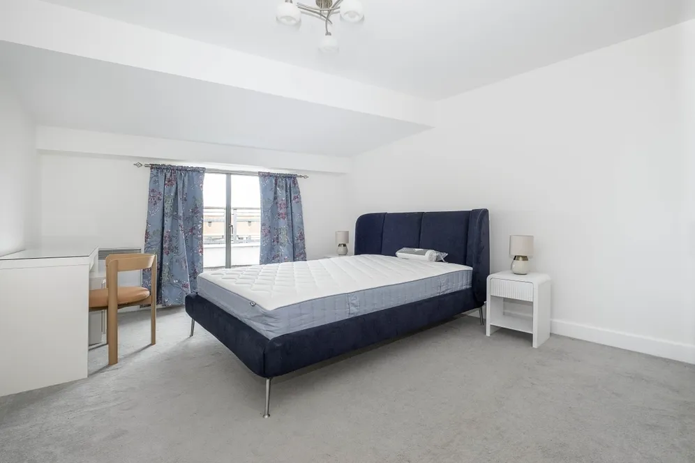Avante Court Kingston Upon Thames KT1 photo 6