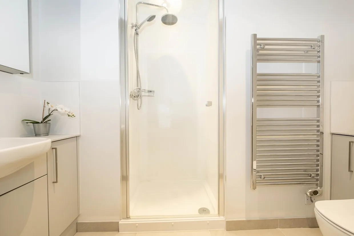 Avante Court Kingston Upon Thames KT1 photo 9
