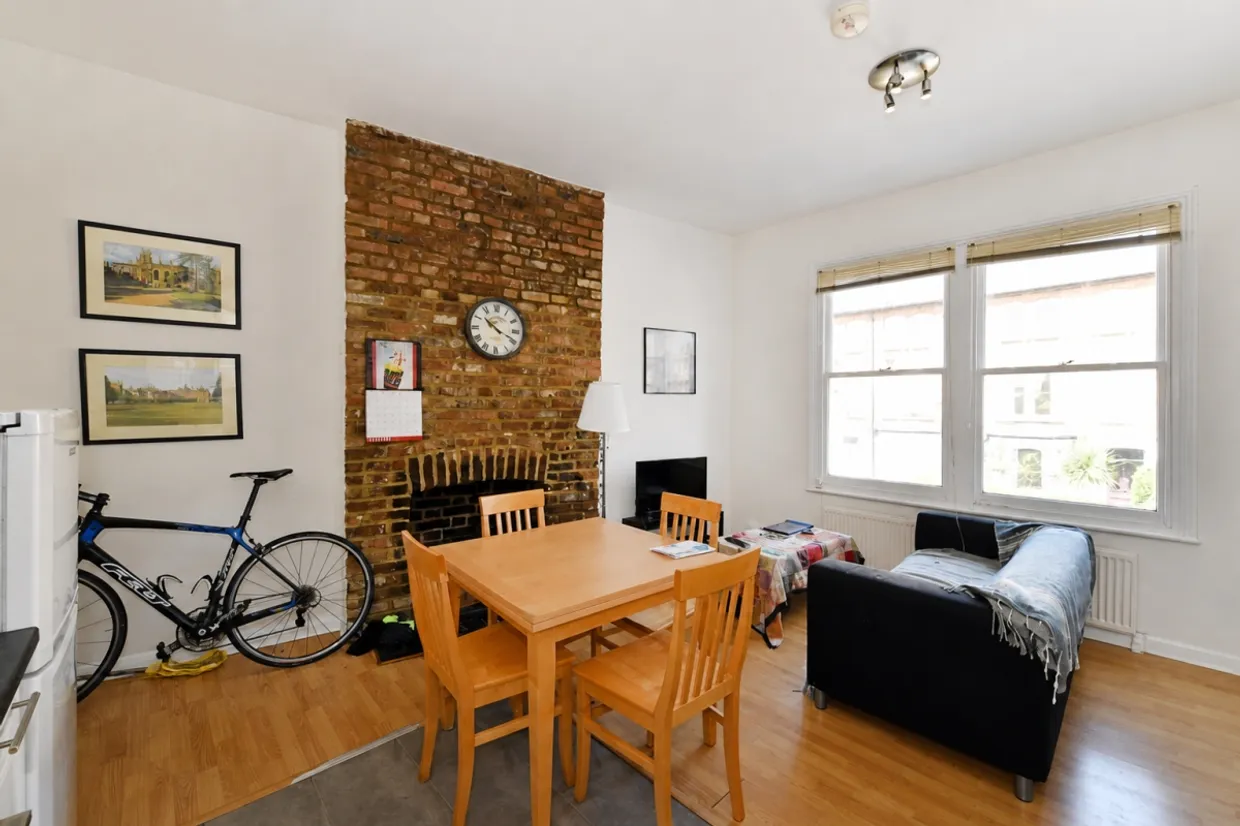 Shaftesbury Road London N19 photo 3