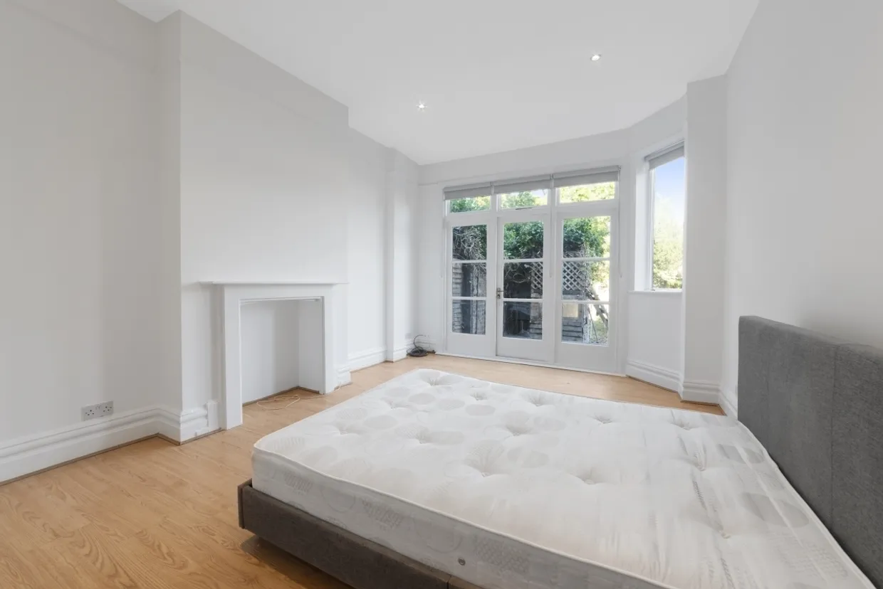 Danvers Road London N8 photo 7
