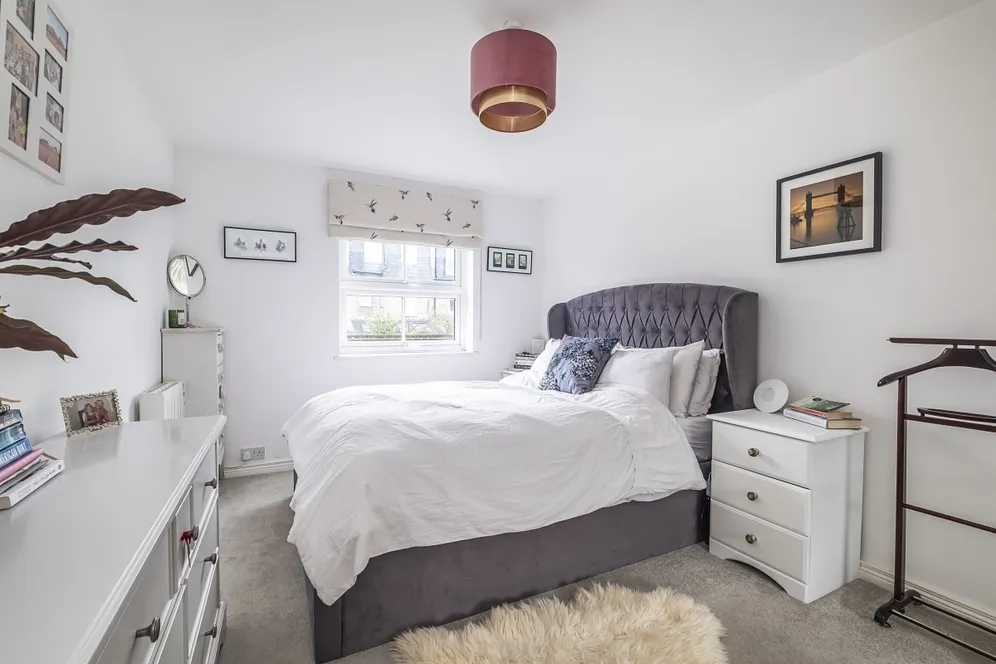Ravensbury Road London SW18 photo 6