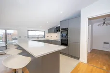 Avante Court Kingston Upon Thames KT1 photo 14