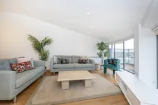 Avante Court Kingston Upon Thames KT1 photo 17