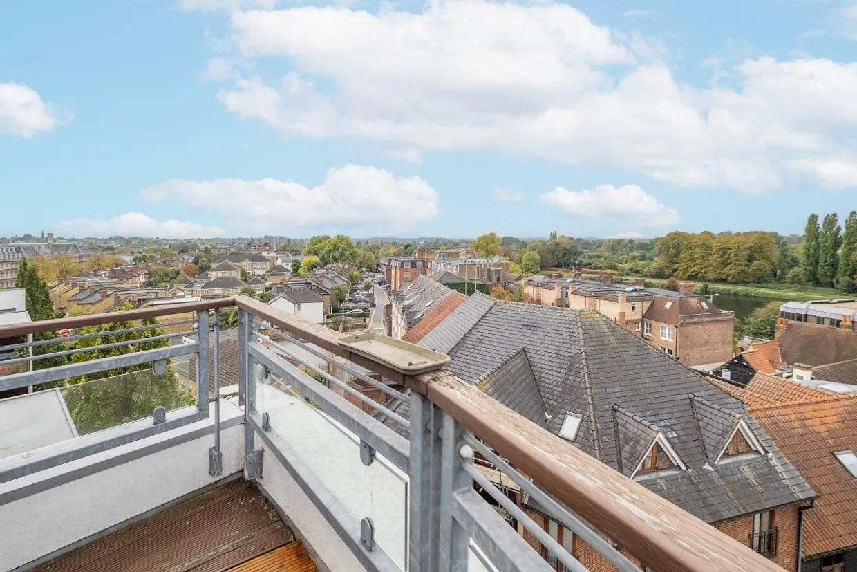 Avante Court Kingston Upon Thames KT1 photo 19
