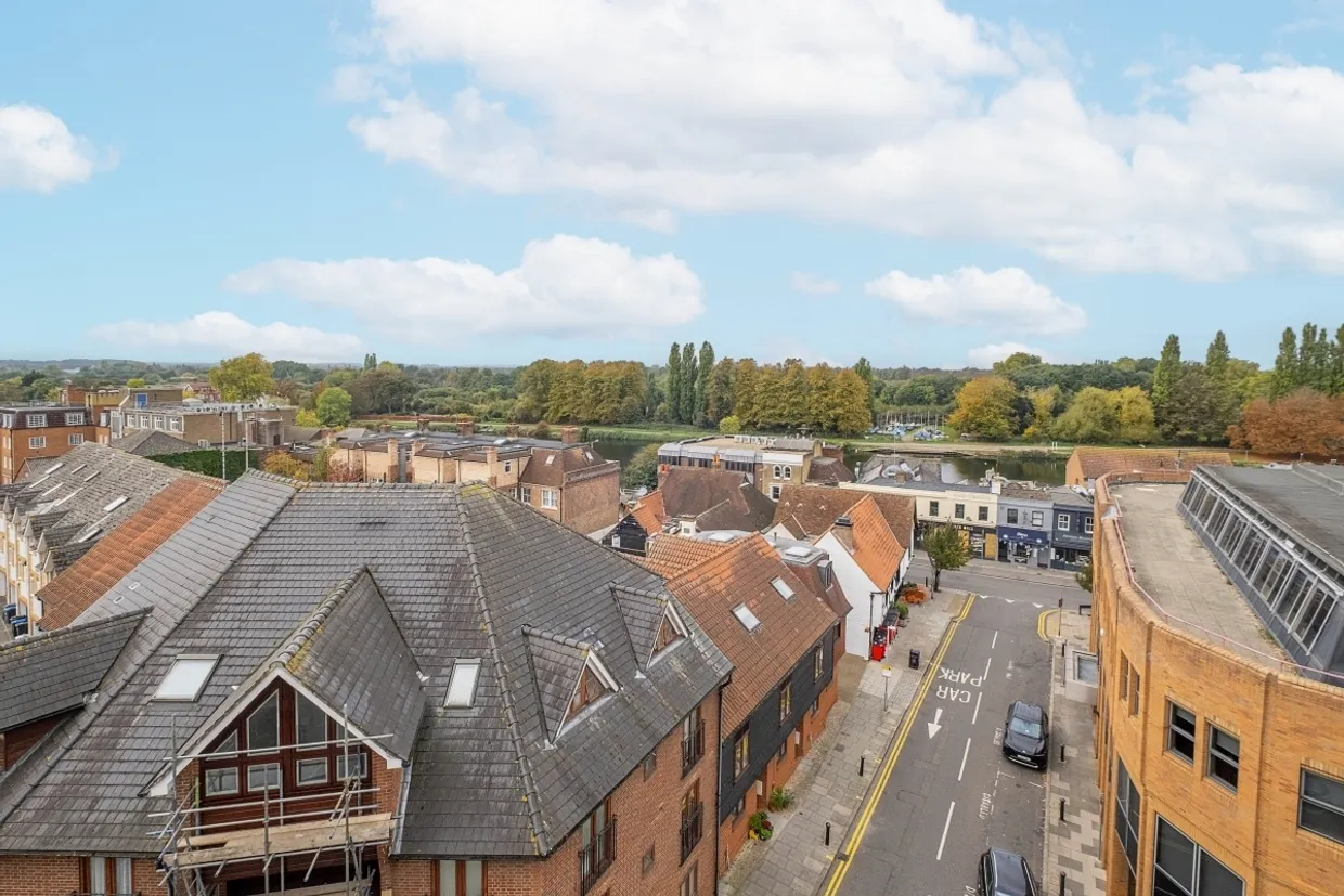 Avante Court Kingston Upon Thames KT1 photo 21