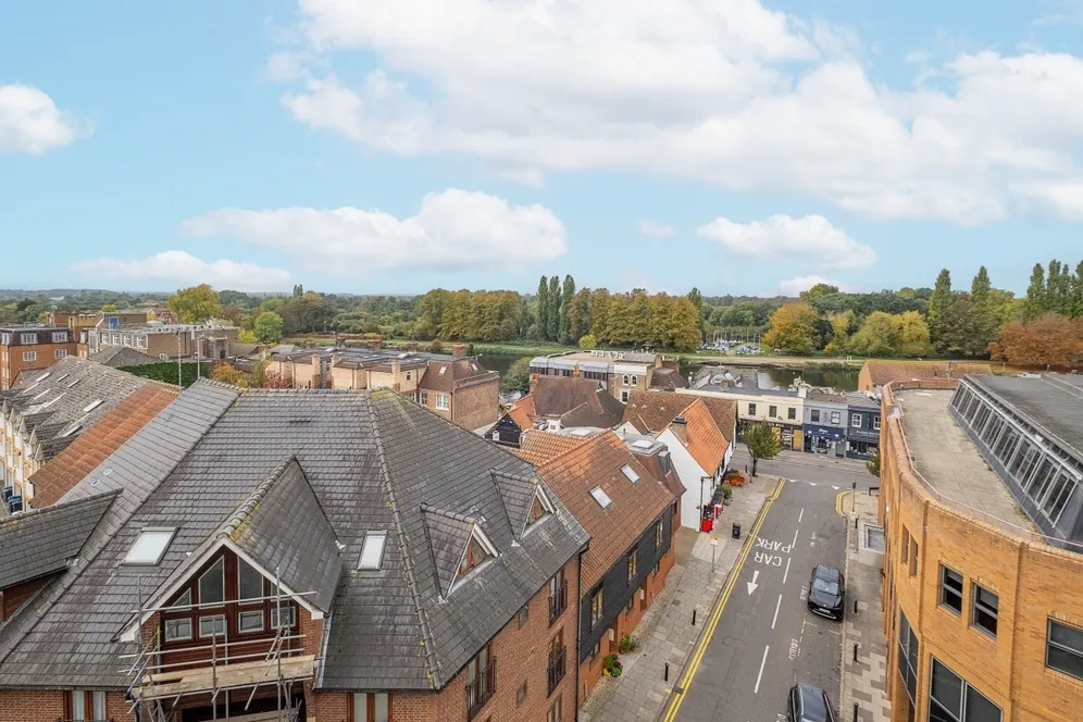 Avante Court Kingston Upon Thames KT1 photo 21