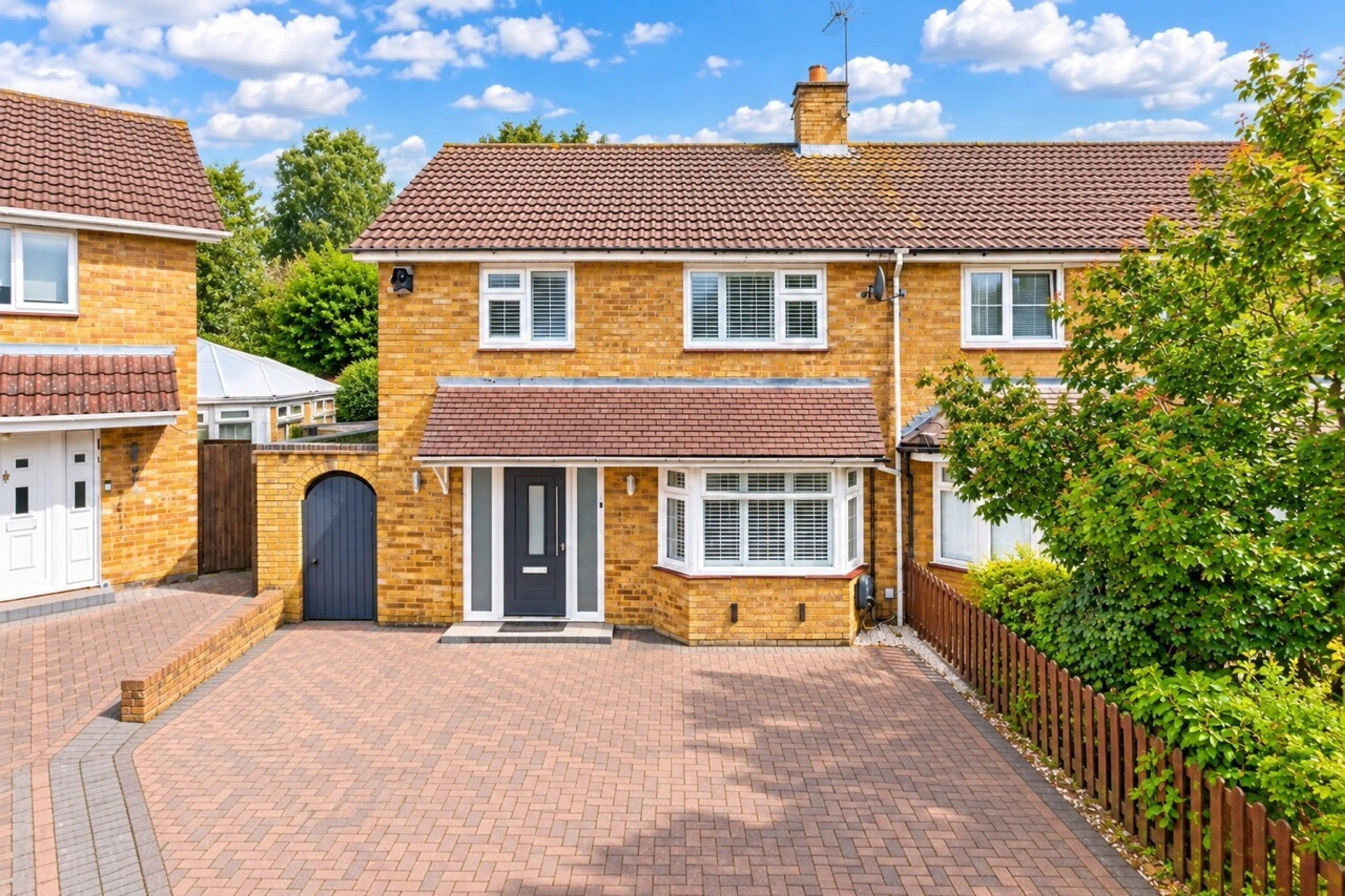 Property photo 0