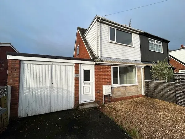 Ullswater Close, Hambleton, FY6 9EE