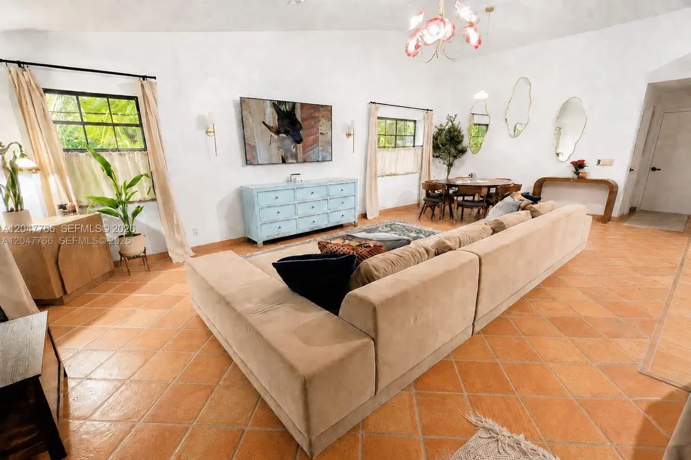5131 SW 201st Terrace, Southwest Ranches, FL 33332