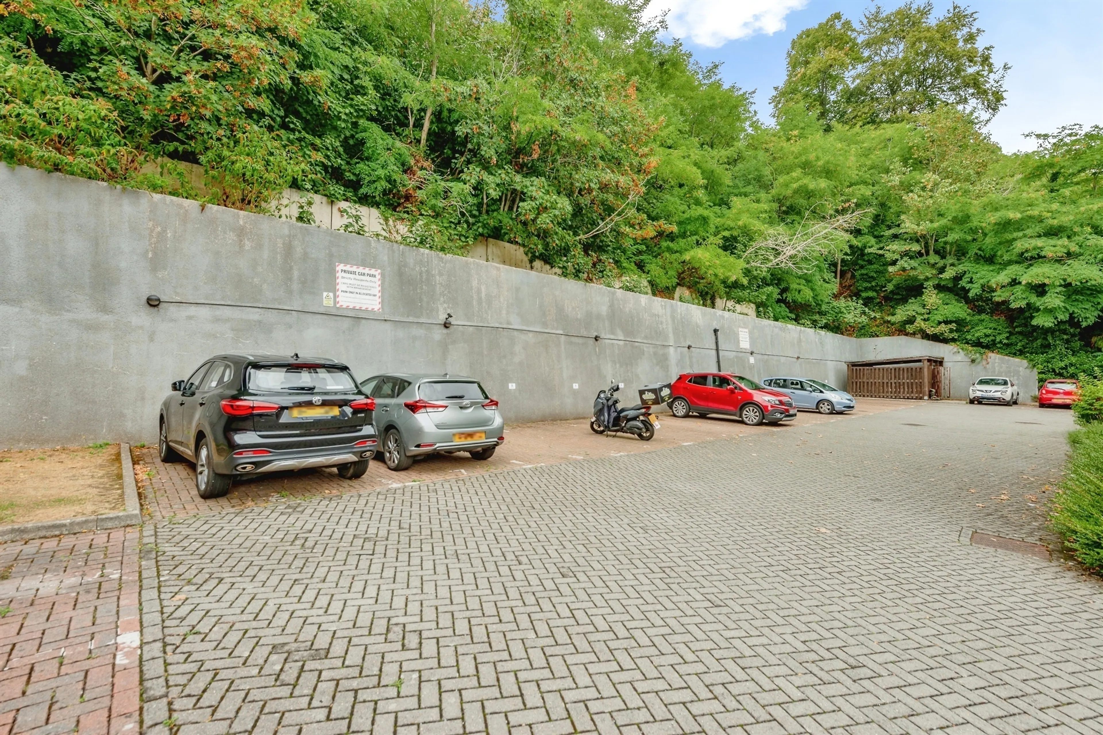 Property photo 12