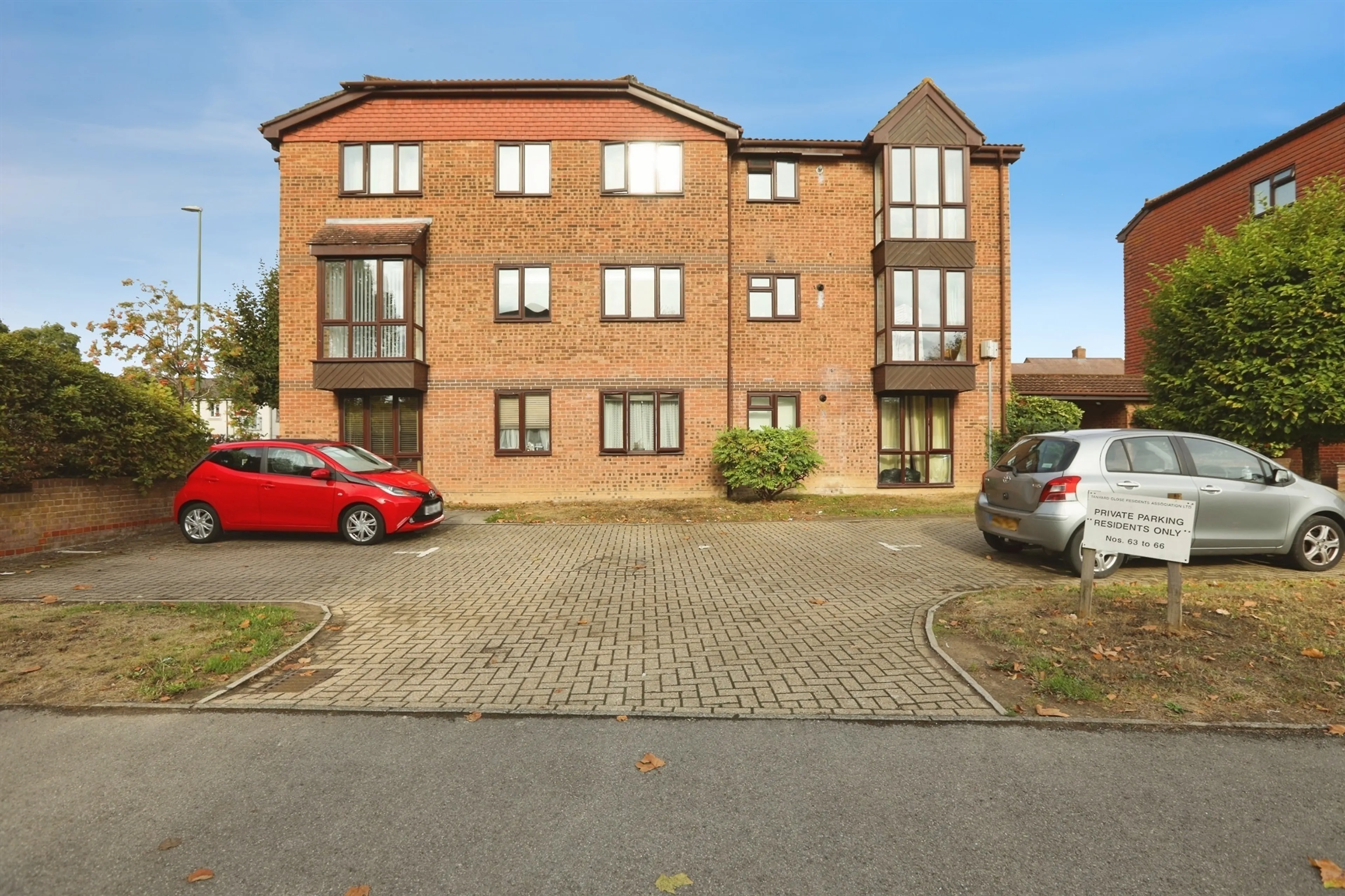 Property photo 0