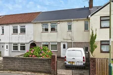 First Avenue, CAERPHILLY