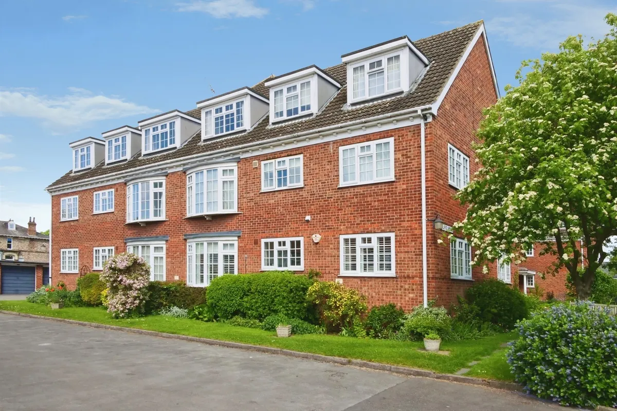 Arncliffe Mews, York