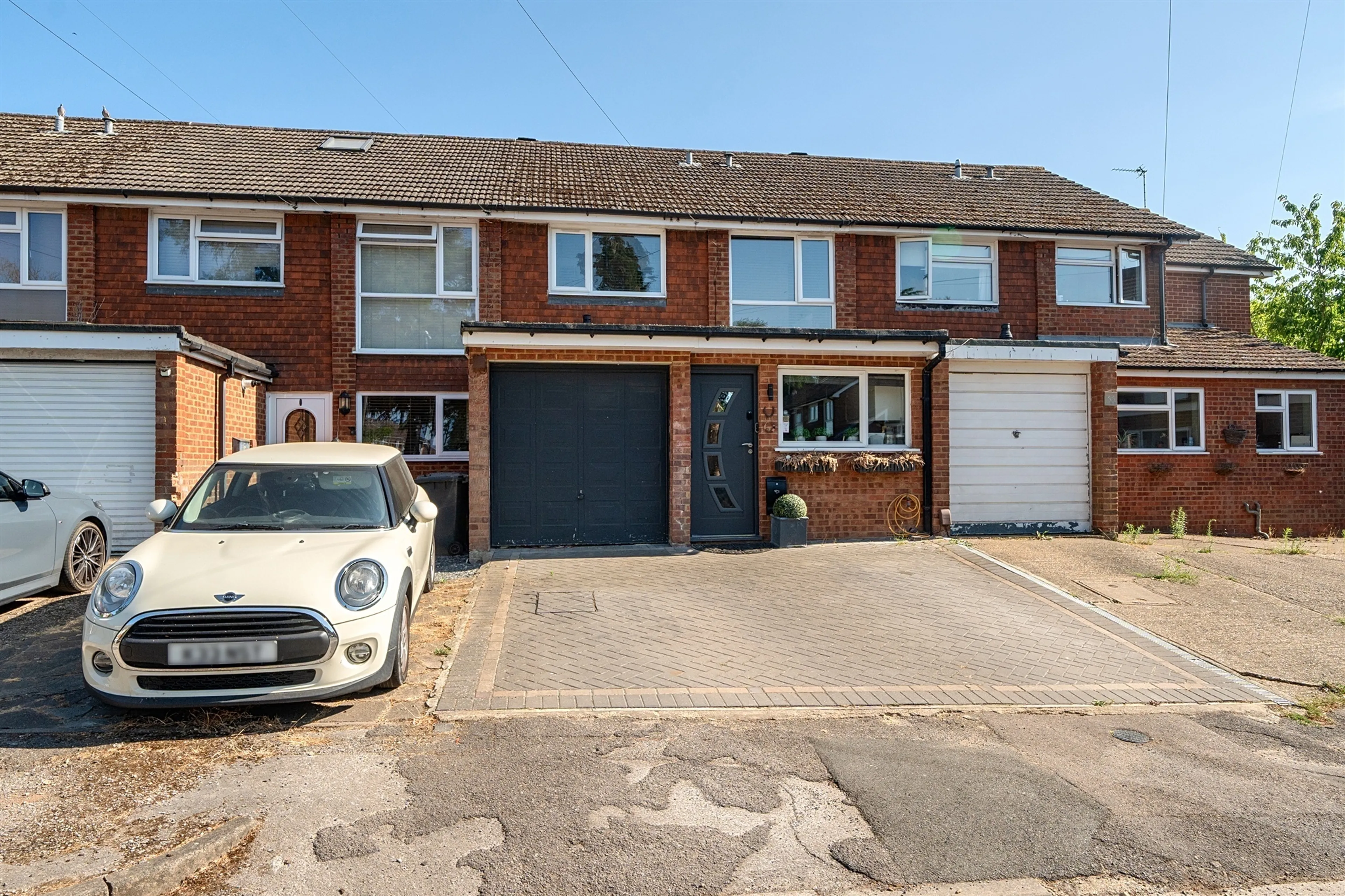 Property at Courtfield Drive, Maidenhead