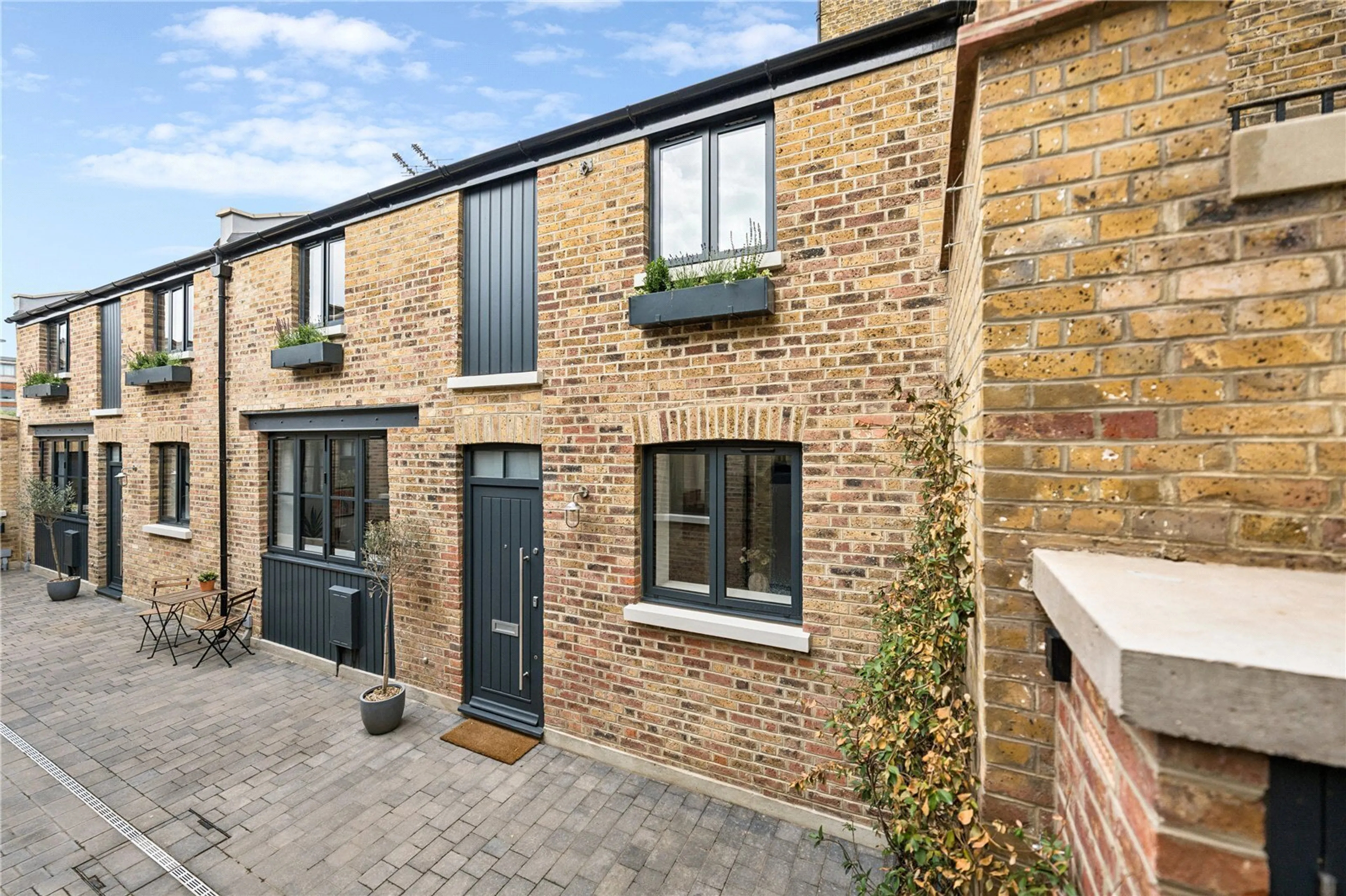 Property at Brixtow Mews, London, SW2