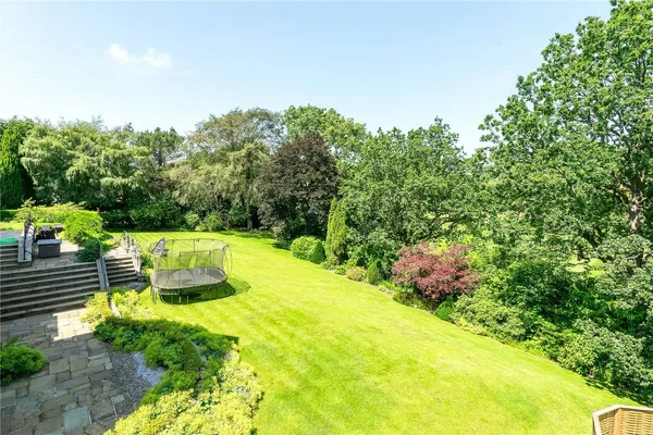 Summerhill Road, Prestbury, SK10 photo 16