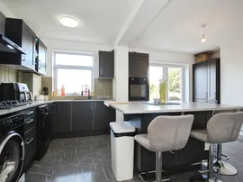 Cross Heath Grove, Leeds thumb 3
