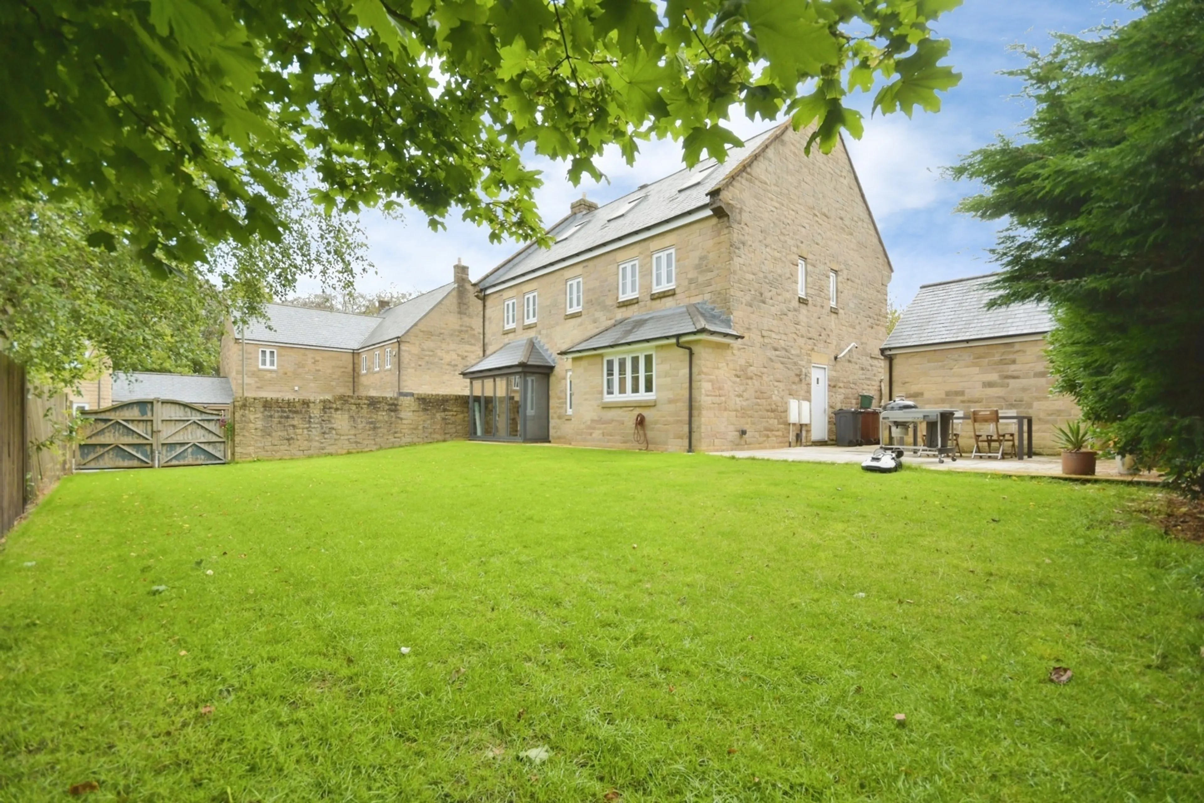 Property photo 40